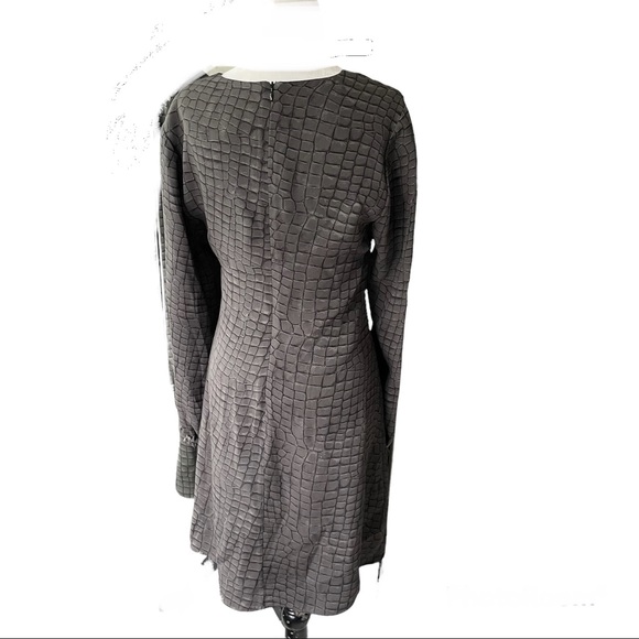 🌸3. Michael Kors dress 
Size 2 100% silk - Picture 9 of 12